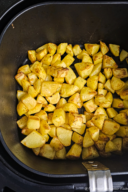 Kartoffeln in der Heißluftfritteuse