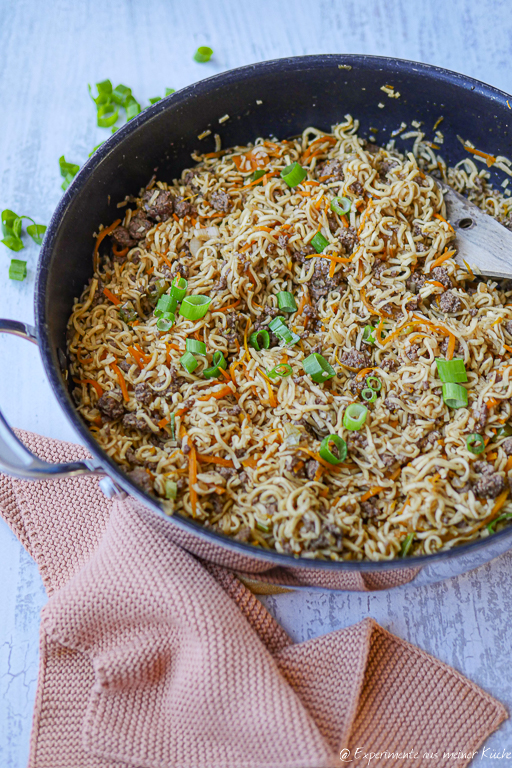 Mie-Nudeln mit Hackfleisch