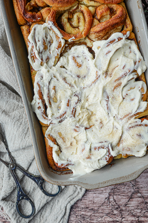 Apfel Zimtschnecken mit Hefe