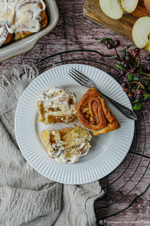 Hefeschnecken mit Apfel