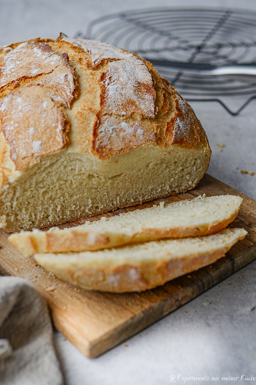 Brot mit Joghurt