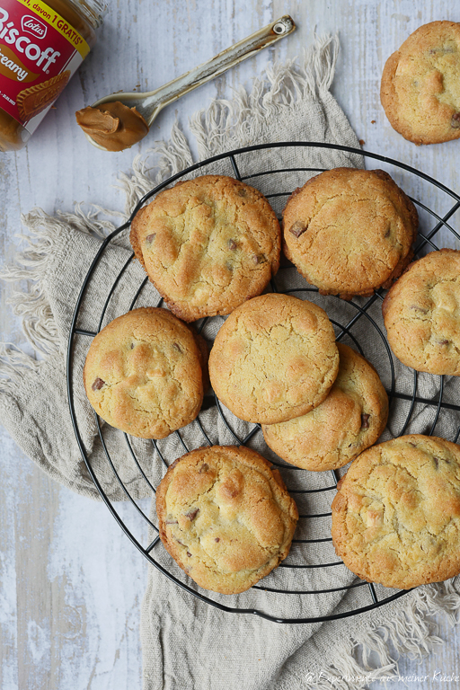 Lotus Cookies