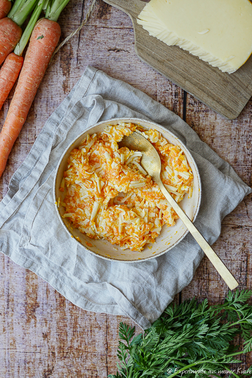 Karottenaufstrich mit Käse