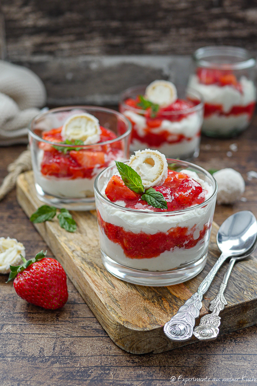 Erdbeer-Raffaello Dessert