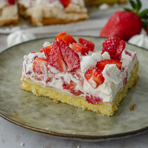Eton Mess Cake