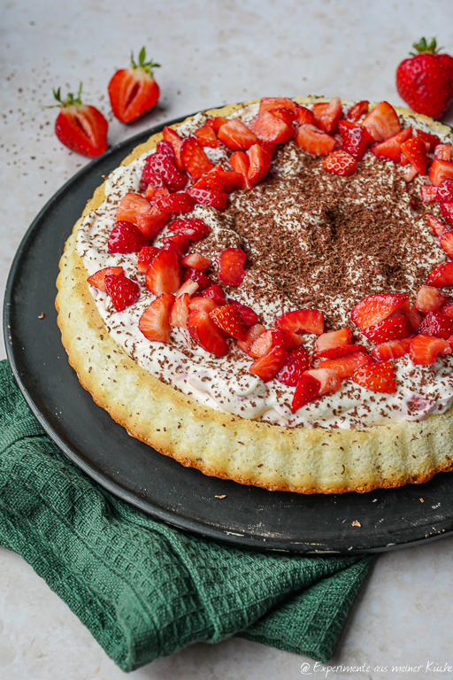 Kuchen mit Erdbeeren
