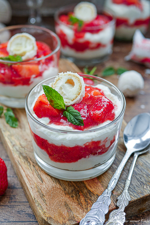 Raffaello Dessert mit Erdbeeren