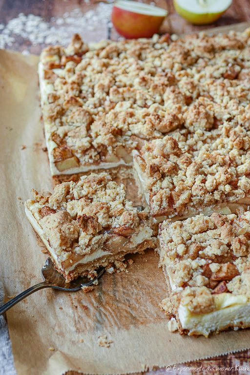 Apfel-Käsekuchen mit Streuseln