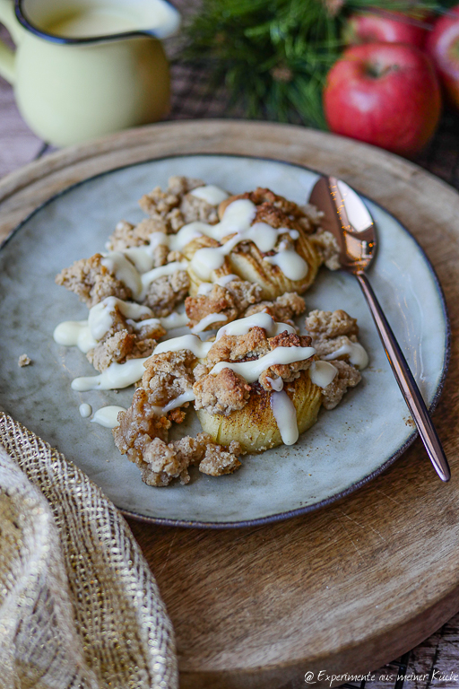 Bratapfel mit Marzipan