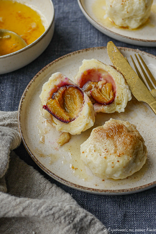 Zwetschgenknödel aus Topfenteig – einfach & gelingsicher