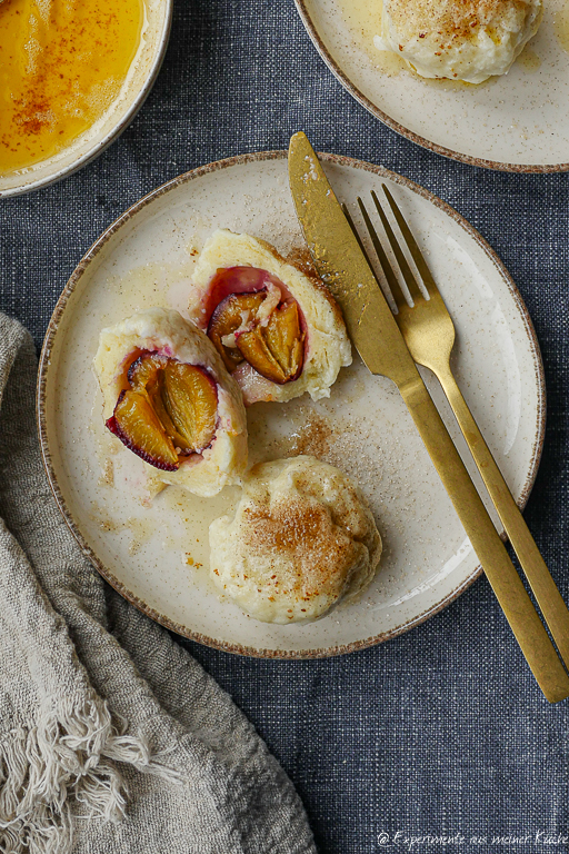 Zwetschgenknödel mit Topfenteig-4