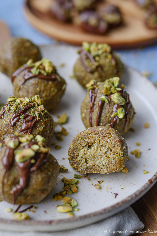 Pistazien Energy Balls mit „Dubai Style Füllung“