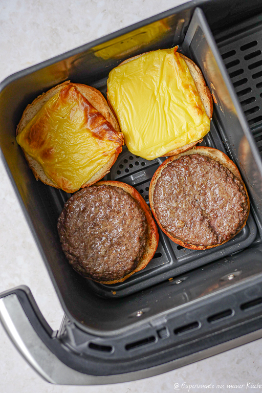 Burger im Airfryer – saftig & unkompliziert
