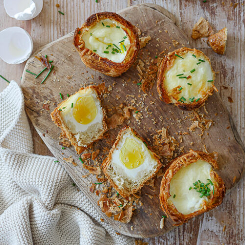 Gefüllte Croissants mit Ei