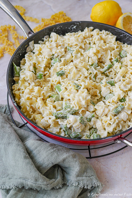 Spargelpasta mit Ricotta