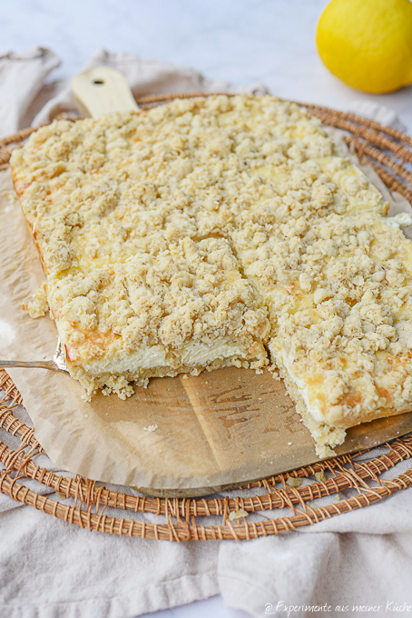 Käsekuchen im Airfryer – Zitronen-Cheesecake mit Streuseln