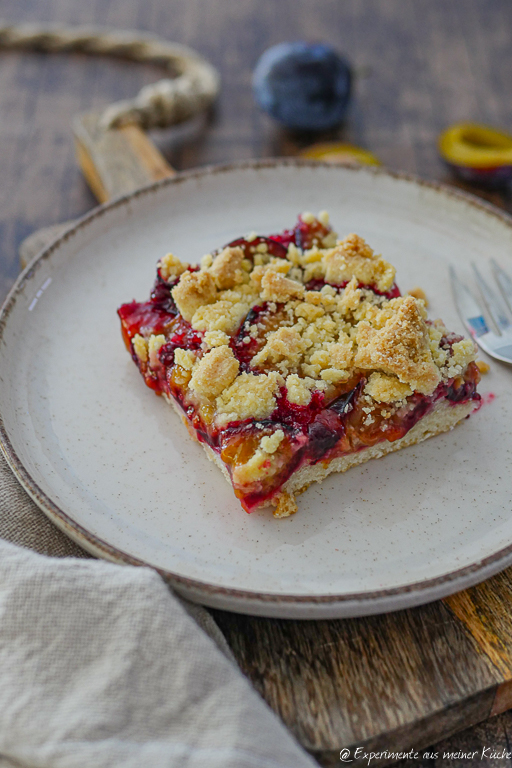 pflaumenkuchen-mit-streuseln