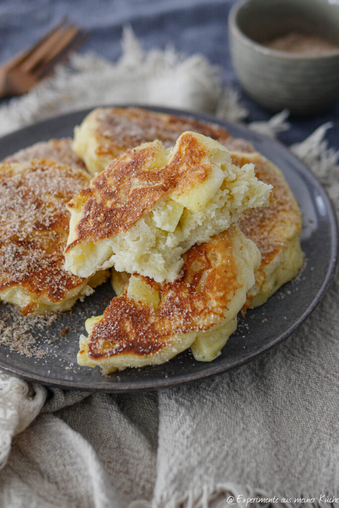 Apfel Pancakes mit Zimt-Zucker
