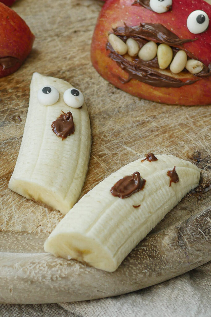 Halloween Bananengeister mit Schokolade
