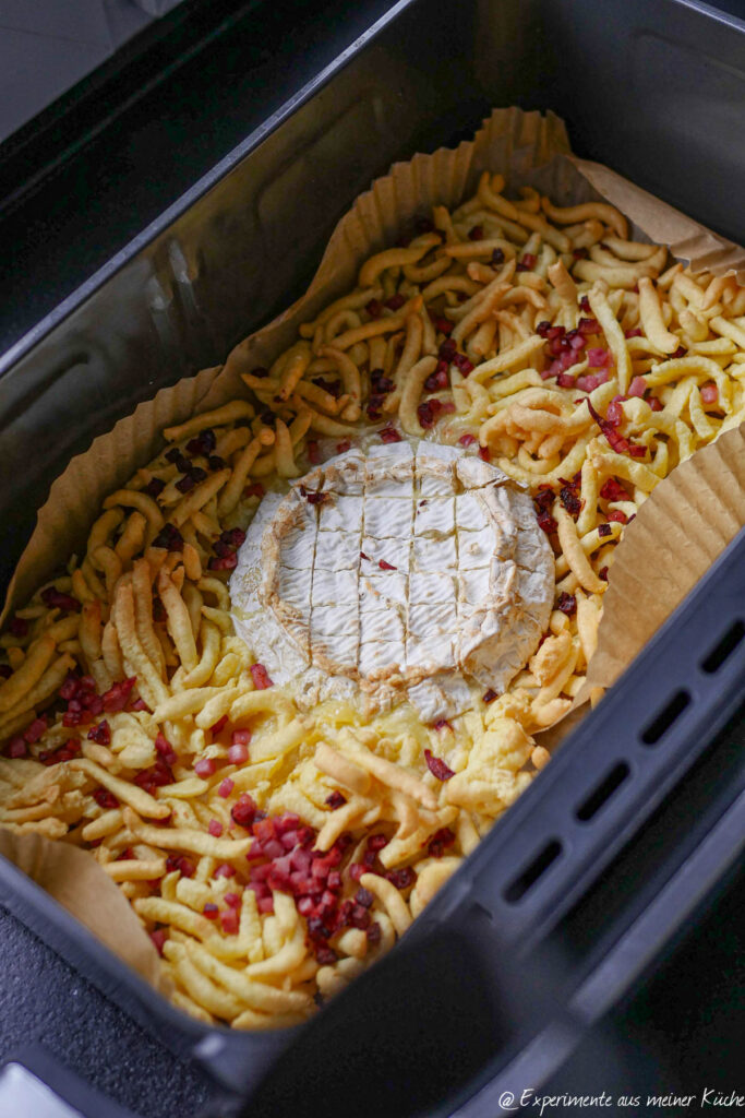Käsespätzle mit Camembert