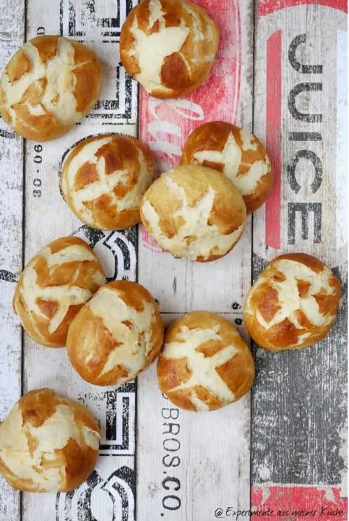 Laugenbrötchen