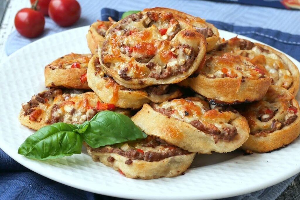 Pizzaschnecken mit Hackfleisch