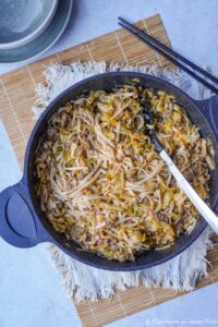 Reisnudeln mit Hackfleisch